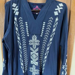 Gently used 2X Johnny Was knit tunic